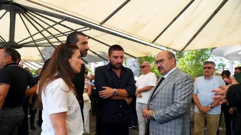 Ahmet Kula Son Yolculuğuna Uğurlandı