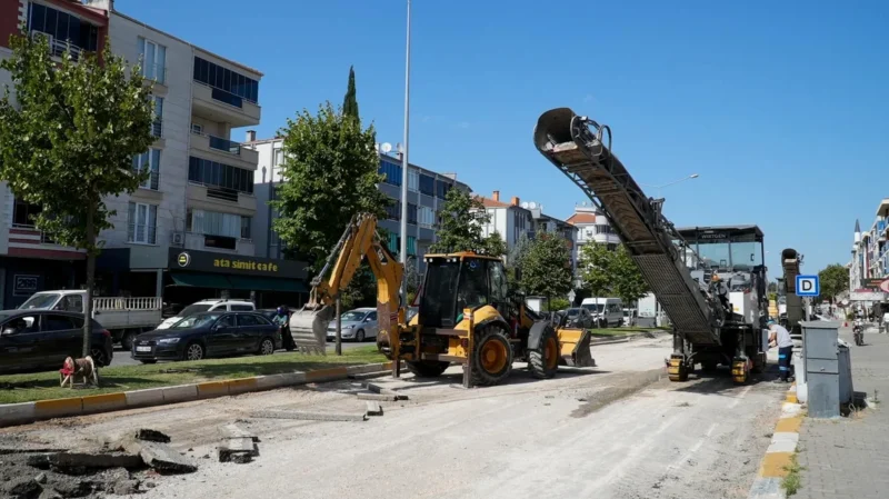 Balıkesir Savaştepe Caddesi Yenileme Çalışmaları Başladı