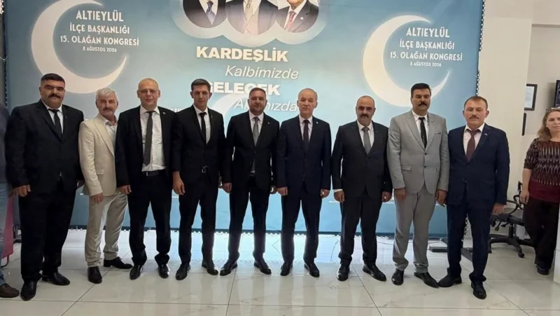 MHP Altıeylül Kongresi: Alper Okçelik Güven Tazeledi