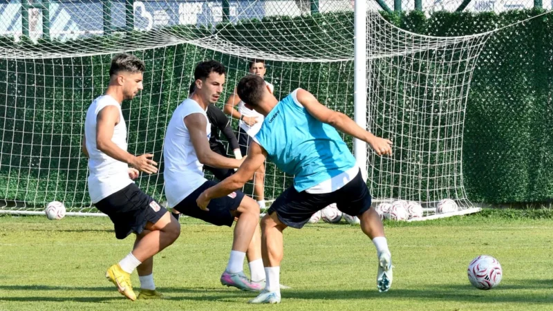 Polat Çetin'den Balıkesirspor Açıklaması: 'Büyük Camiaya Yakışır Çalışma İçindeyiz'